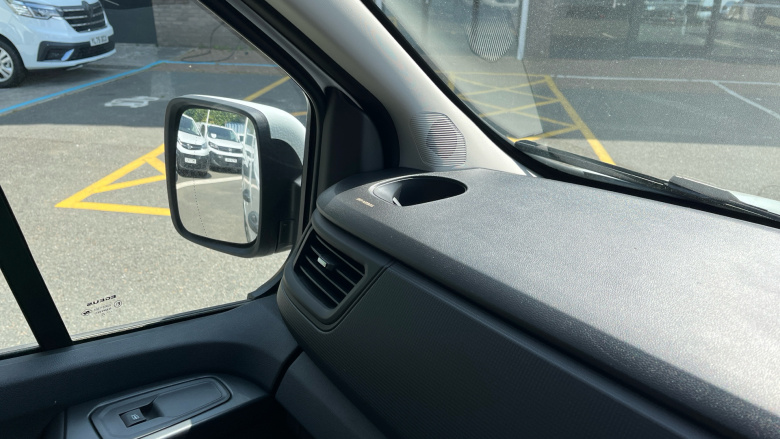 Renault Trafic Swb Diesel SL30 Blue dCi 130 Advance [Safety] Van